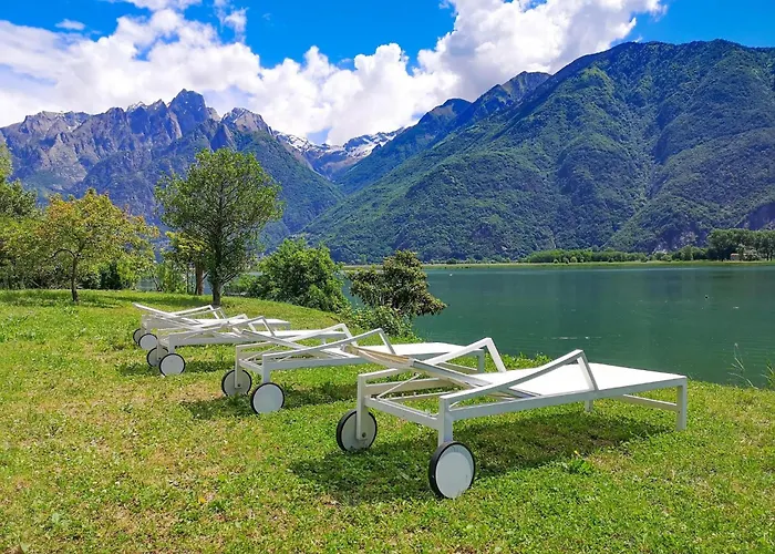 Salute Mit Panorama Balkon Am *