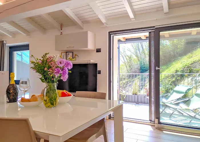 Salute Mit Panorama Balkon Am * Dascio