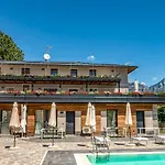 Salute Mit Panorama Balkon Am Apartman *