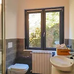 Salute Mit Panorama Balkon Am