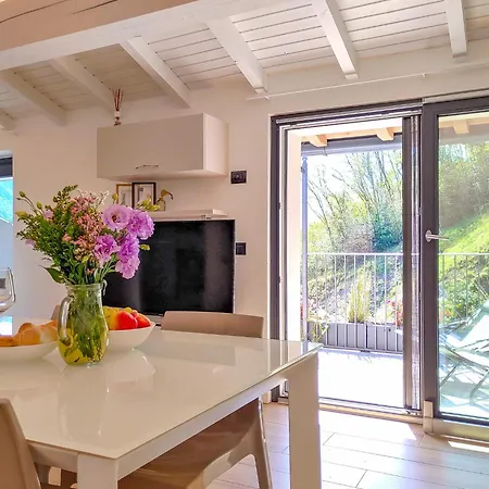 Salute Mit Panorama Balkon Am * Dascio