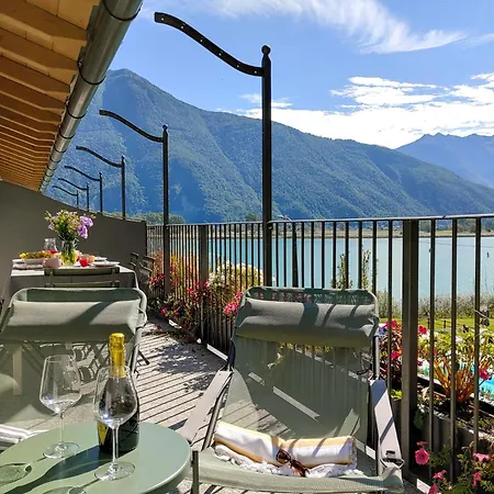 Salute Mit Panorama Balkon Am Apartament