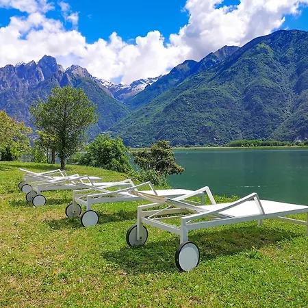 Salute Mit Panorama Balkon Am *