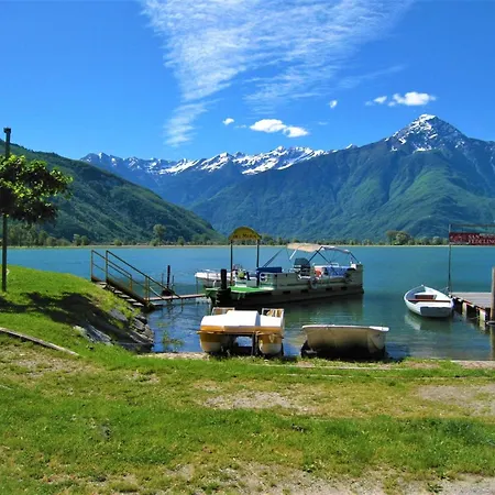 דירה Salute Mit Panorama Balkon Am