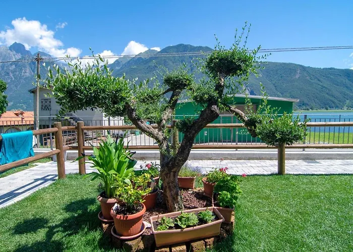 Salute Mit Panorama Balkon Am *